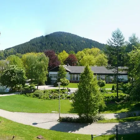 E Am Kurpark Apartament *